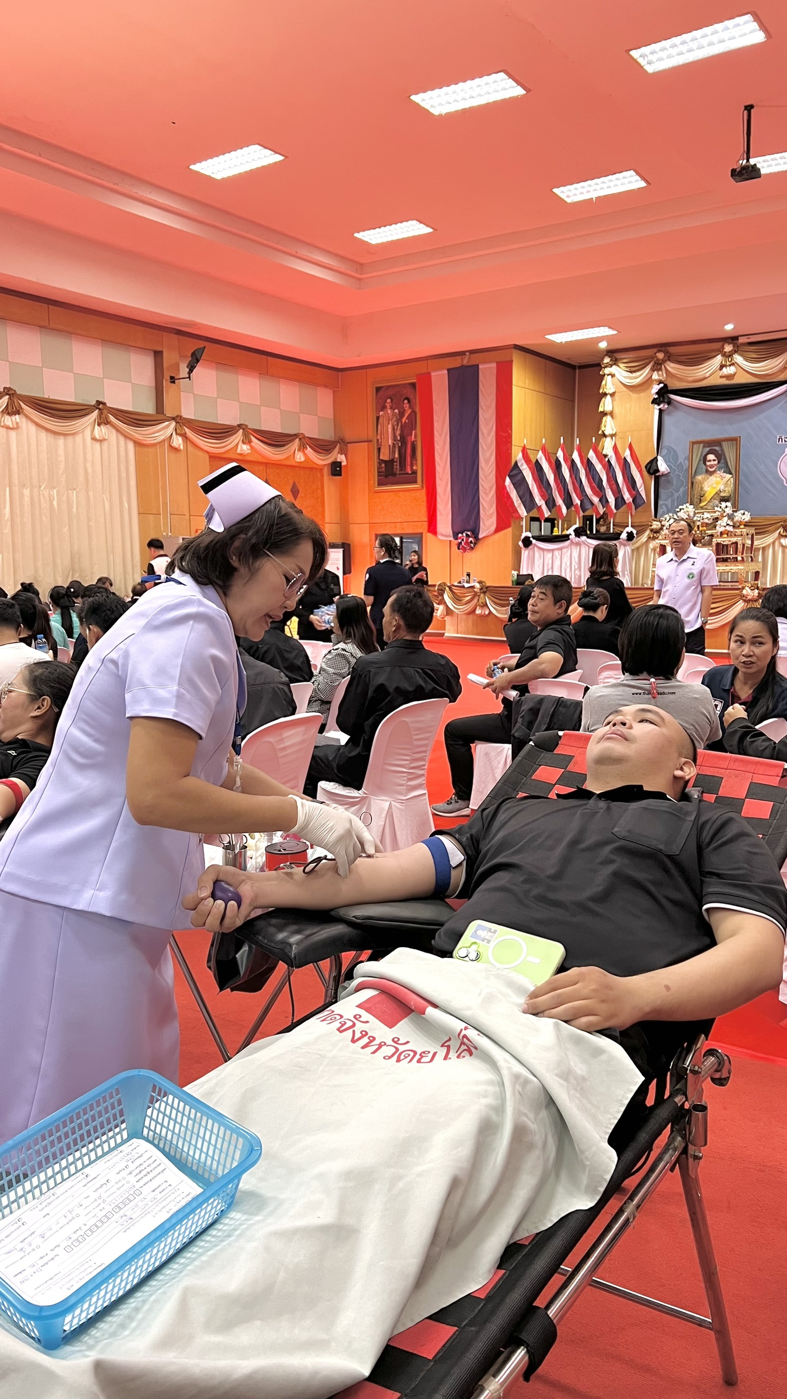 title - ส.ป.ก.ยโสธร ร่วมกิจกรรมจิตอาสาพระราชทาน“รวมพลังแห่งความภักดี”  บริจาคโลหิต บริจาคดวงตาและบริจาคอวัยวะเพื่อถวายเป็นพระราชกุศลแด่  สมเด็จพระนางเจ้าสิริกิติ์ พระบรมราชินีนาถ พระบรมราชชนนีพันปีหลวง